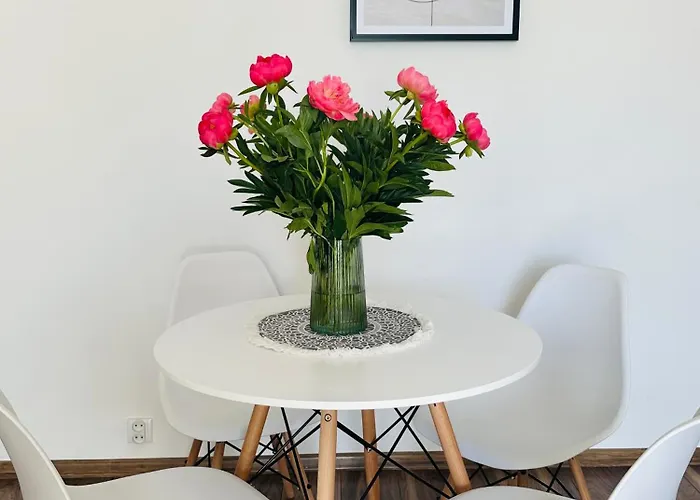 Centrum 2-bedroom דירה *